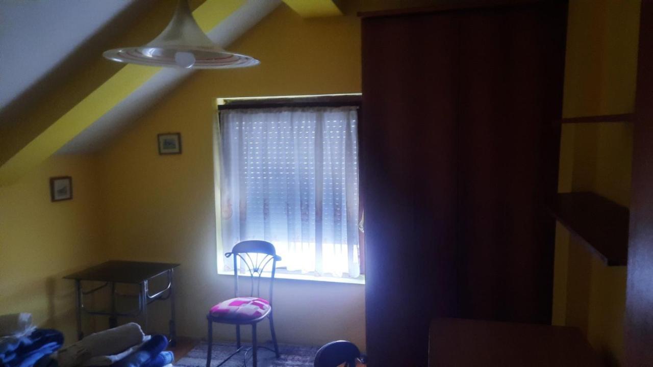Stan Za Iznajmuvanje So Parking,Blisku Do Centar. Kumanovo Exterior photo